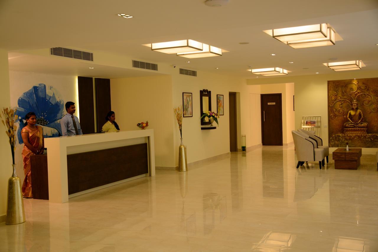 Hotel Blu Iris à Chennai Extérieur photo